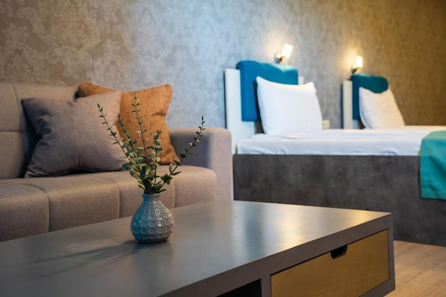 Tryavna Lake Hotel & Spa Экстерьер фото