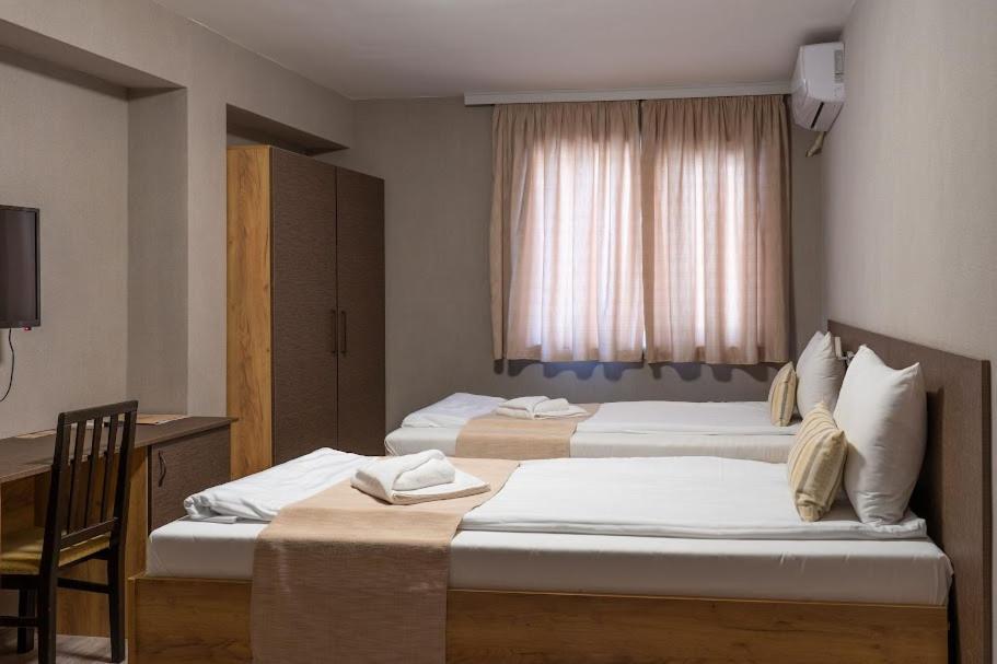 Tryavna Lake Hotel & Spa Экстерьер фото